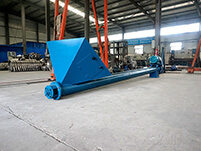螺旋輸送機(jī)的輸送結(jié)構(gòu)為：螺旋機(jī)殼，螺旋軸，螺旋葉片，螺旋電機(jī)等多個(gè)部件的使用。